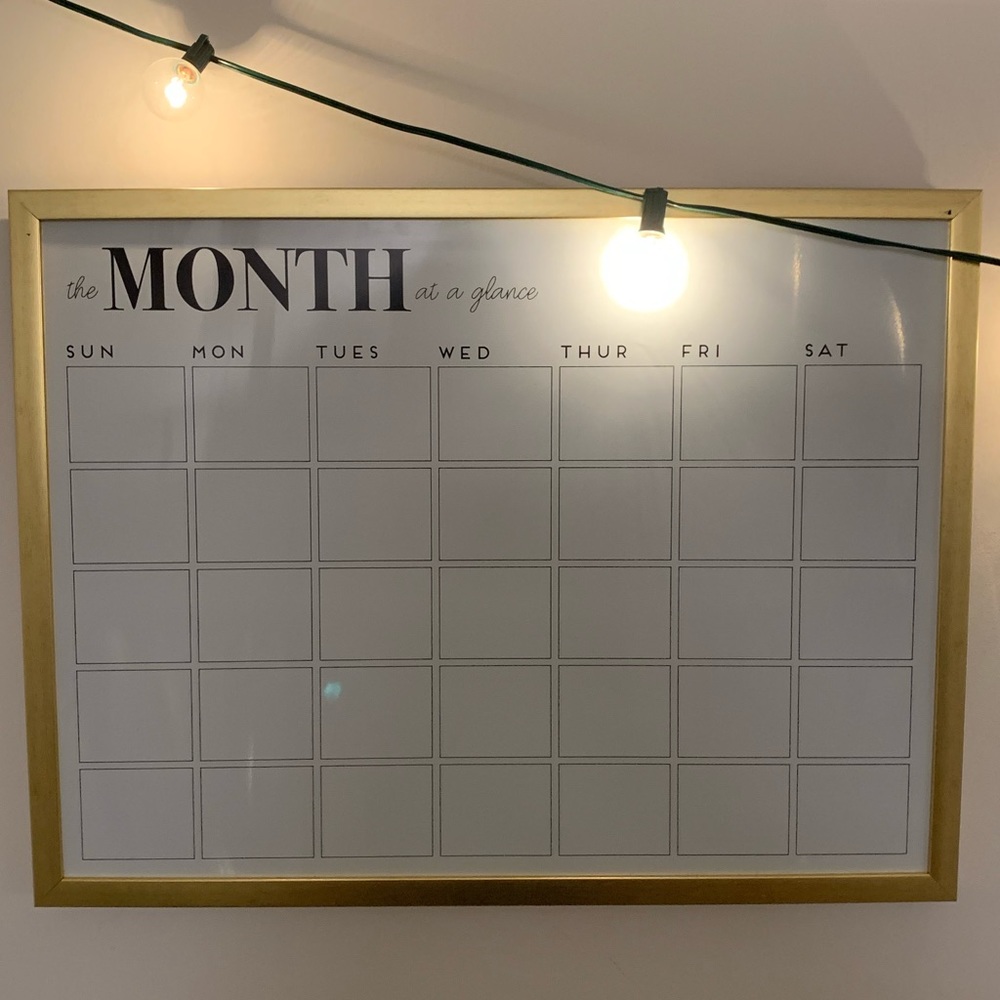 Modern Calendar Room Decor